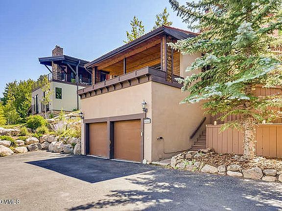 2nd image of 846 Eagle Drive Cir #1