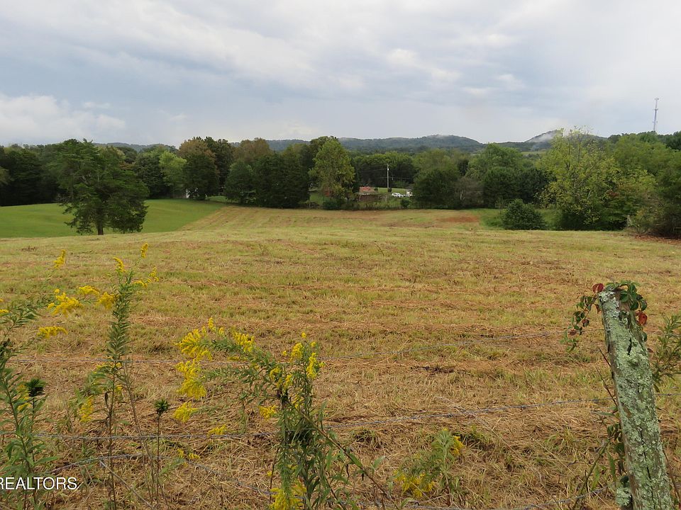 1st image of Rocky Ln