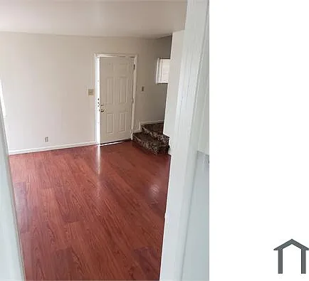 2219 Warner Ave — Photo 9