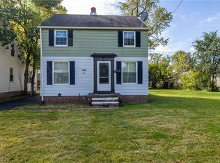 21010 Hillgrove Ave, Maple Heights, OH 44137