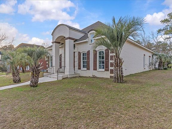 5th image of 207 Royal Orleans Ct