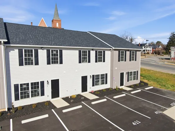 429 N Washington Ave, Pulaski, VA 24301