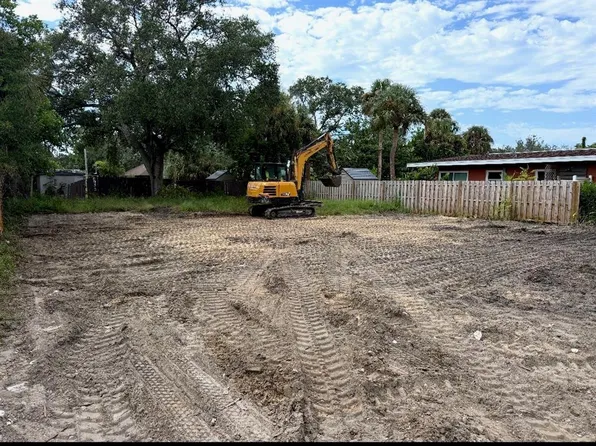 4210 HUNTINGTON STREET NE LOT 8, ST PETERSBURG, FL 33703