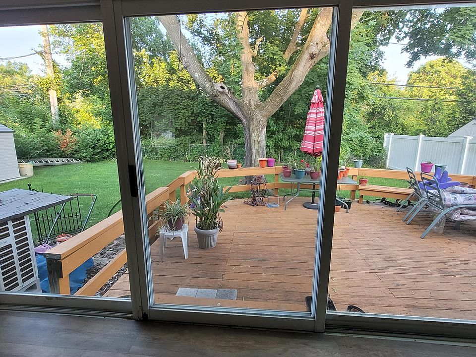 1st image of 37 Hope Dr