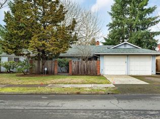 2731 SE Meadow Lark Dr, Hillsboro, OR 97123