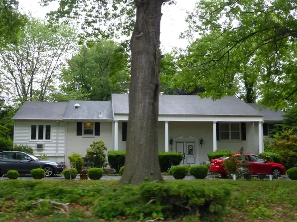 4005 Fargreen Rd, Harrisburg, PA 17110