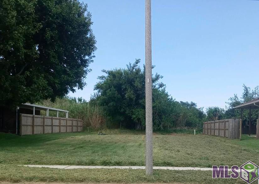 1st image of 13020 N Lake Carmel Dr