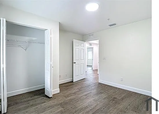401 E Boyer St #6 — Photo 22
