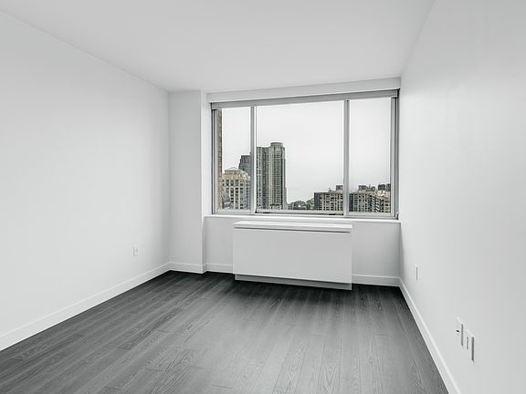 4th image of 101 W End Ave APT 29G