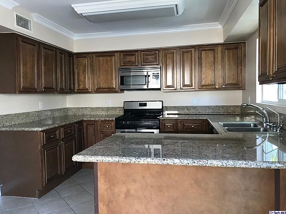 4th image of 550 E Santa Anita Ave Unit 201