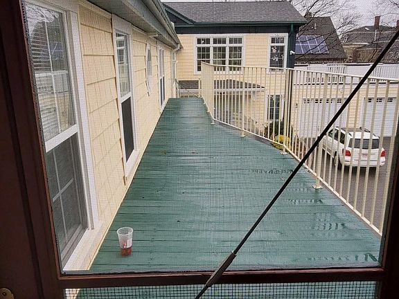 3rd image of 62 Elm St #1