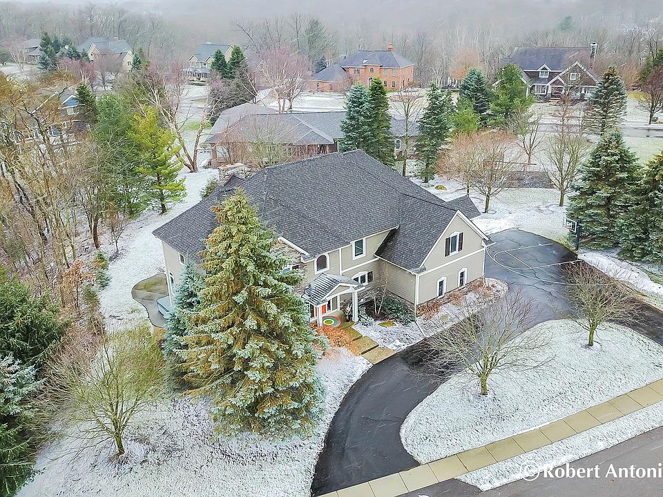 1st image of 4000 Silvergrass Dr NE