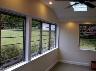 405 Red Coat Ln, Wayne, PA 19087