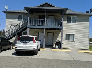 545 N Shoshone St #4, Wendell, ID 83355