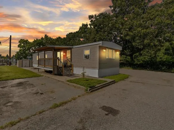 245-223 Manton St, Pawtucket, RI 02861