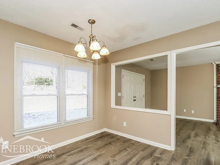 6322 Cardinal Wood Dr — Photo 7