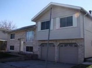 231 Haller Ave, Romeoville, IL 60446