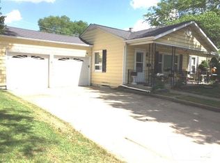 302 School St, Iowa Falls, IA 50126