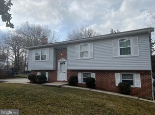 12205 Wendy Ln, Waldorf, MD 20601