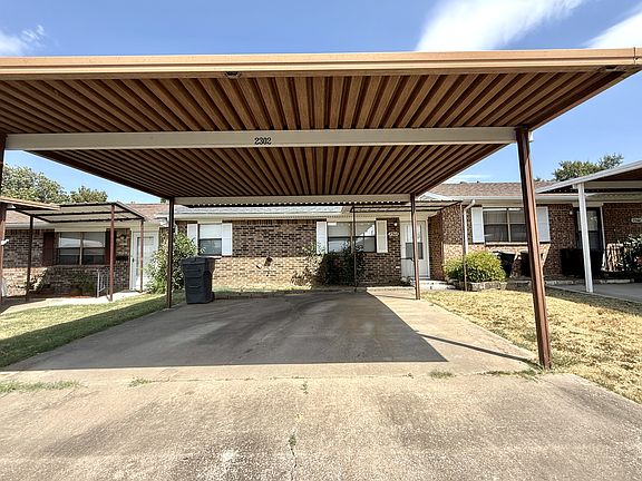 2nd image of 2302 Shenandoah Dr