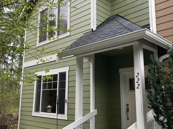 222 NW Wilkes Street, Coupeville, WA 98239