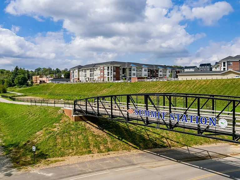 The Flats at Summit Station — Photo 20