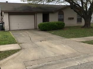 1406 Clearbrook St, Lancaster, TX 75134