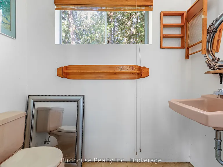 99 Riverside Dr — Photo 39