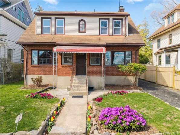 18 Faneuil Place, New Rochelle, NY 10801