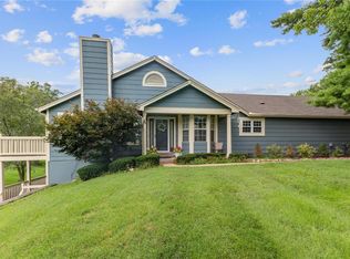 11925 Autumn Trace Ct, Maryland Heights, MO