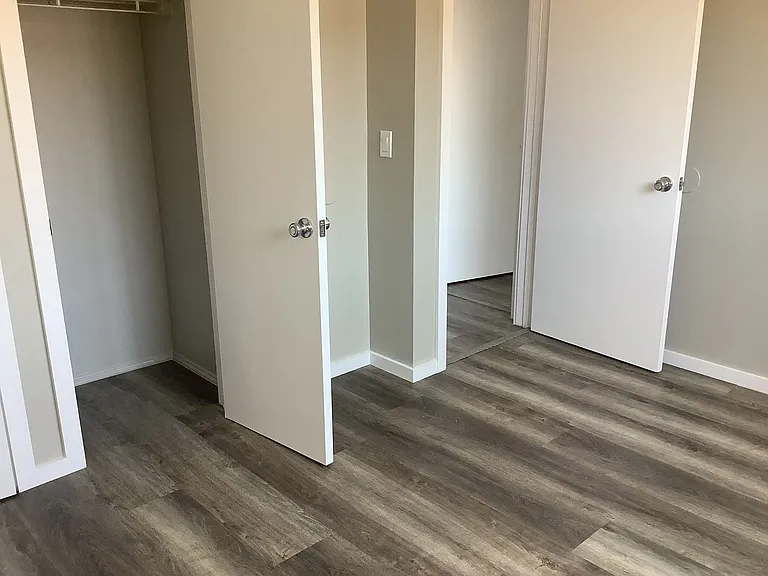 4576 Florence Ave — Photo 19
