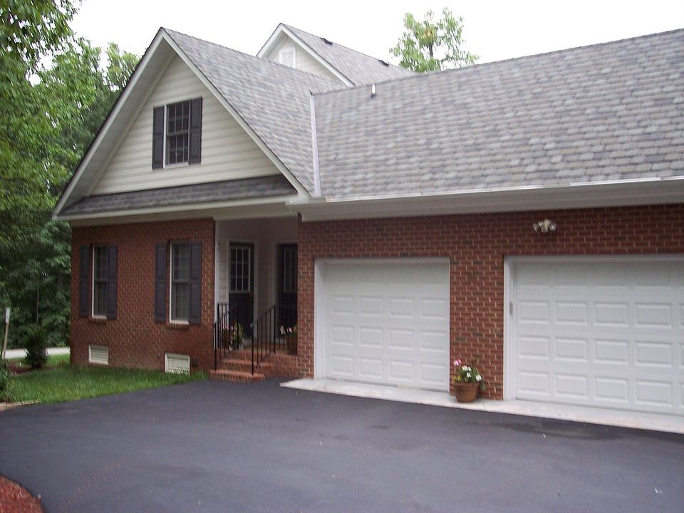 1st image of 118 Huddersfield Dr