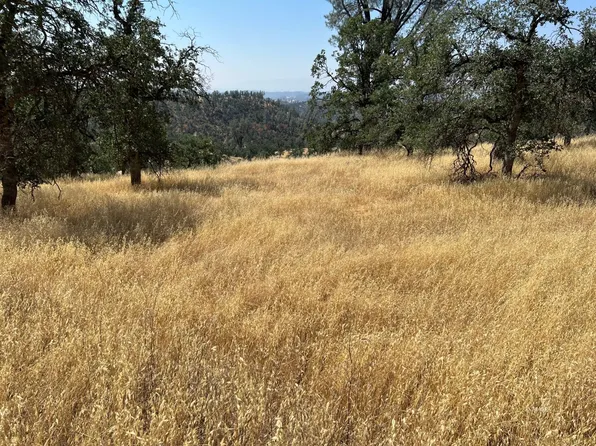 158 Fiddlers Ln, Igo, CA 96047