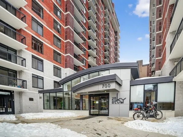 700 1st Street image 1 of 20