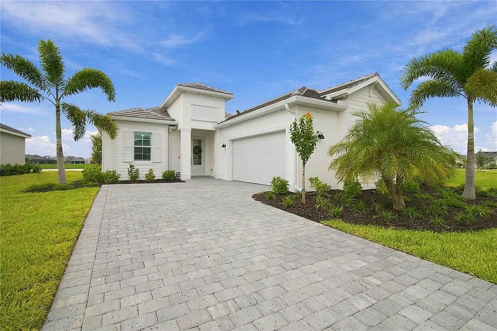 2 bed, 2.5 bath, 1850 sqft, $5,500 — Photo 4