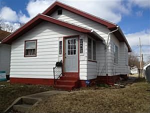 1st image of 2301 Bertrand St