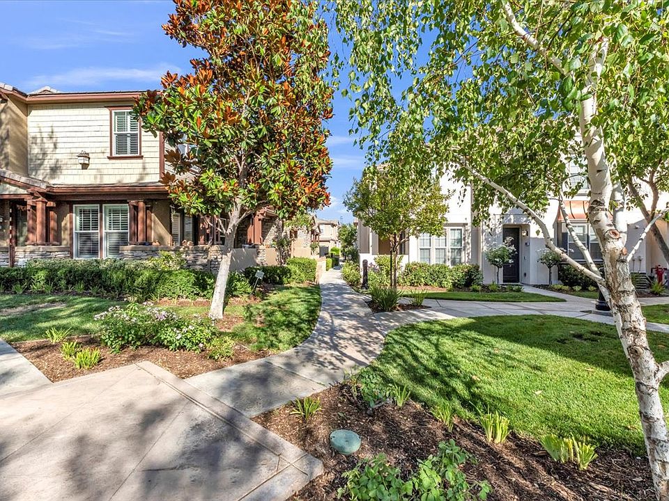 1st image of 28687 N Pietro Dr #1