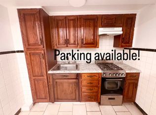 32-30 32nd St, Astoria, NY 11106
