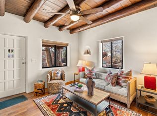 1029 W Houghton St, Santa Fe, NM 87505