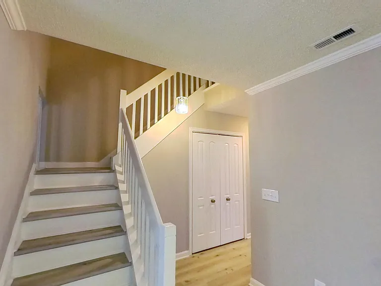 1227 Seaton Rd #60 — Photo 6
