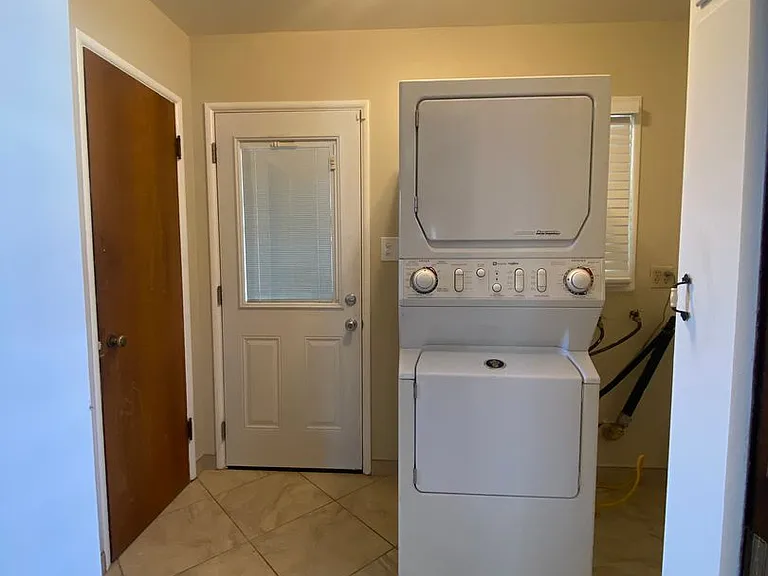 739 W Granada Ct — Photo 10
