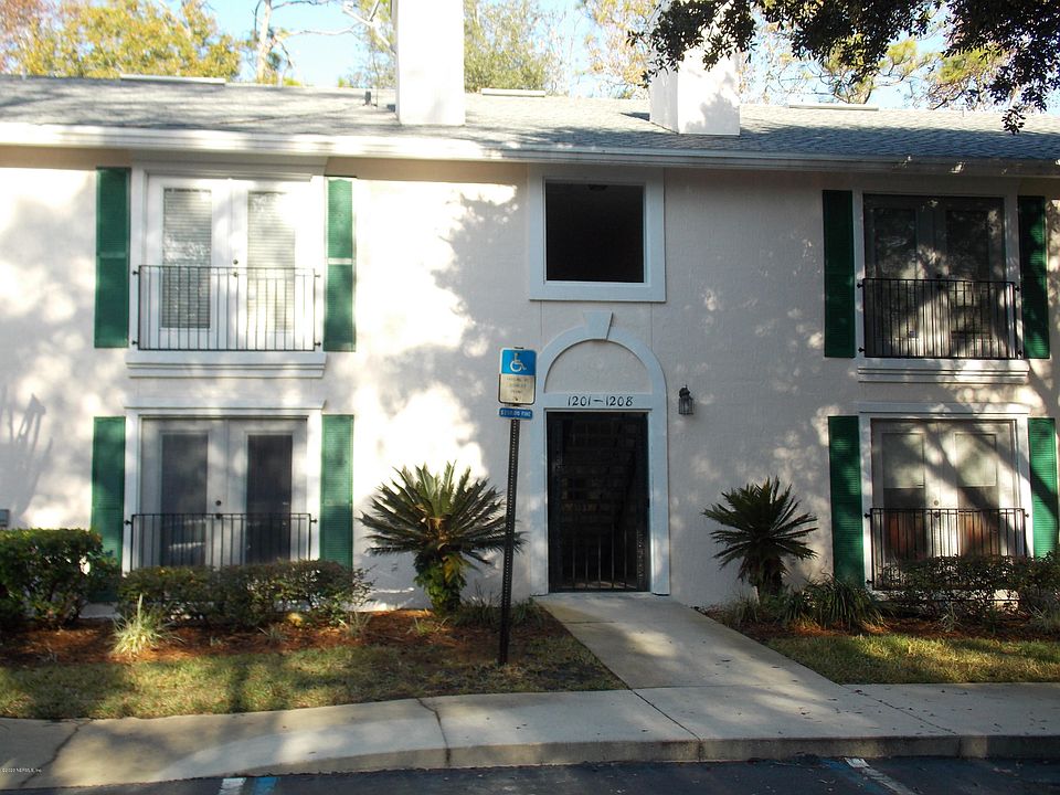 1st image of 13715 RICHMOND PARK Drive #1208