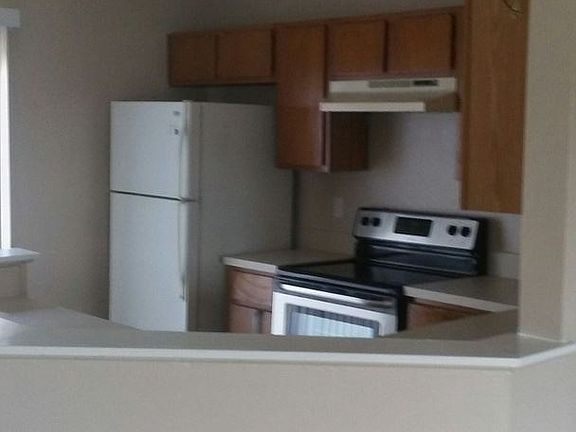 2nd image of 3273 Dellbrook Dr