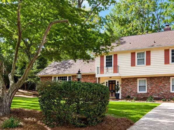 2901 Goneaway Rd, Charlotte, NC 28210