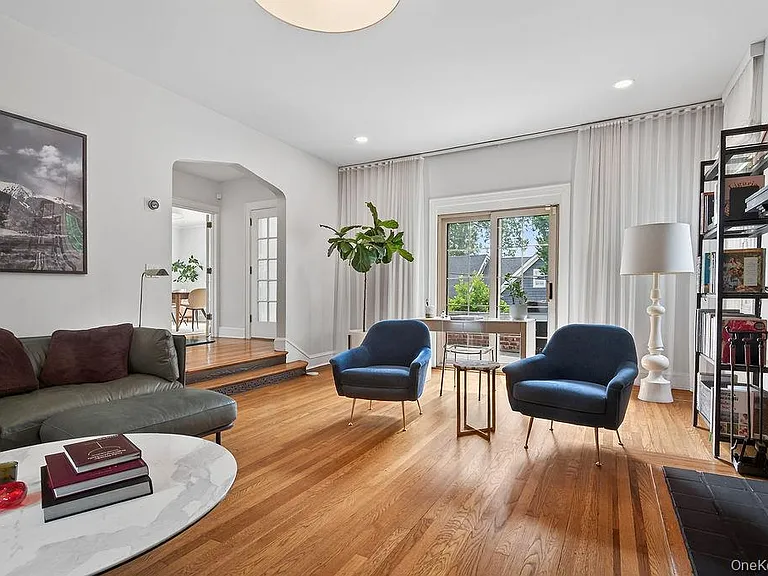 33 Lynwood Rd — Photo 3