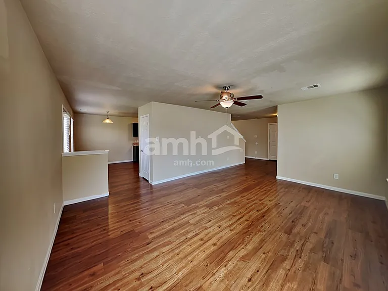 5923 Stockholm Ct — Photo 6