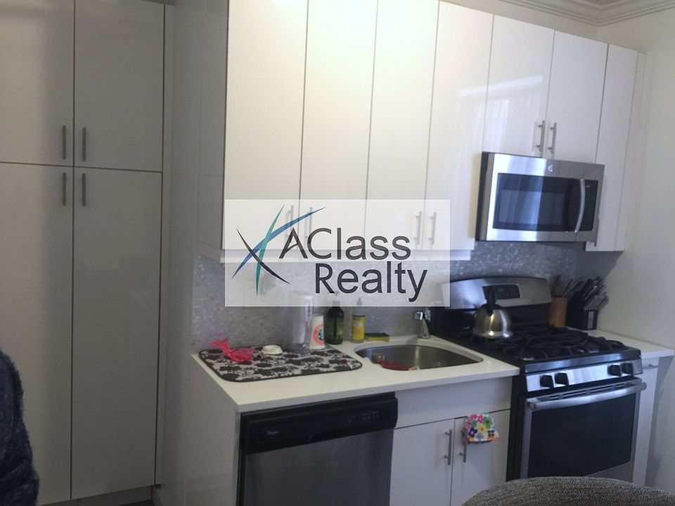 1st image of 2513 24th Ave #2