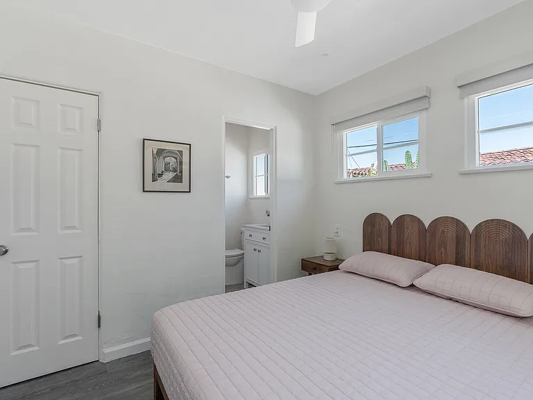 552 S Calle Santa Rosa — Photo 23