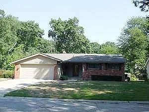 3136 W Village Ln photo 1