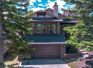 1091 N Berkley Dr NW, Calgary, AB T3K1S6
